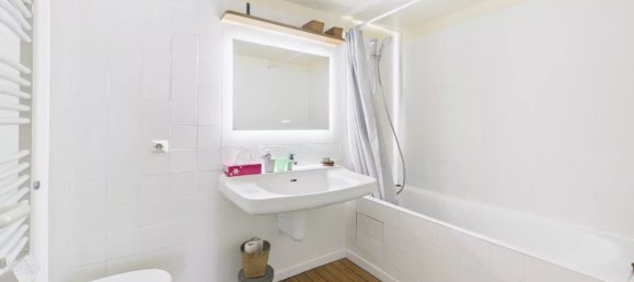 Casa de 4 dormitorios en Les Lilas, France No. 325128 10