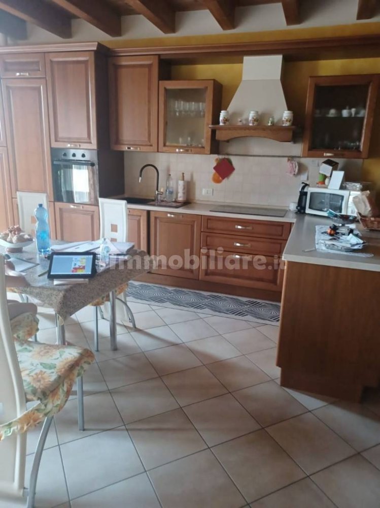 Edifício de 3 divisões em Sant'Alessio con Vialone, Italy N.º 84283