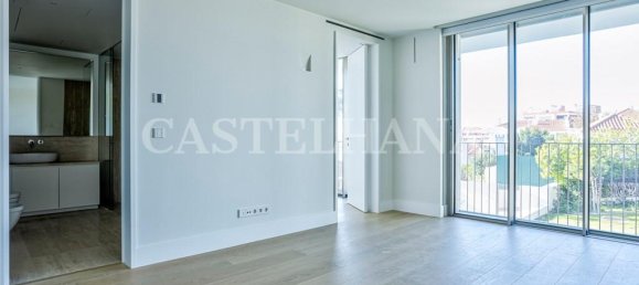 4 bedrooms Duplex in Cascais, Portugal No. 147167 18