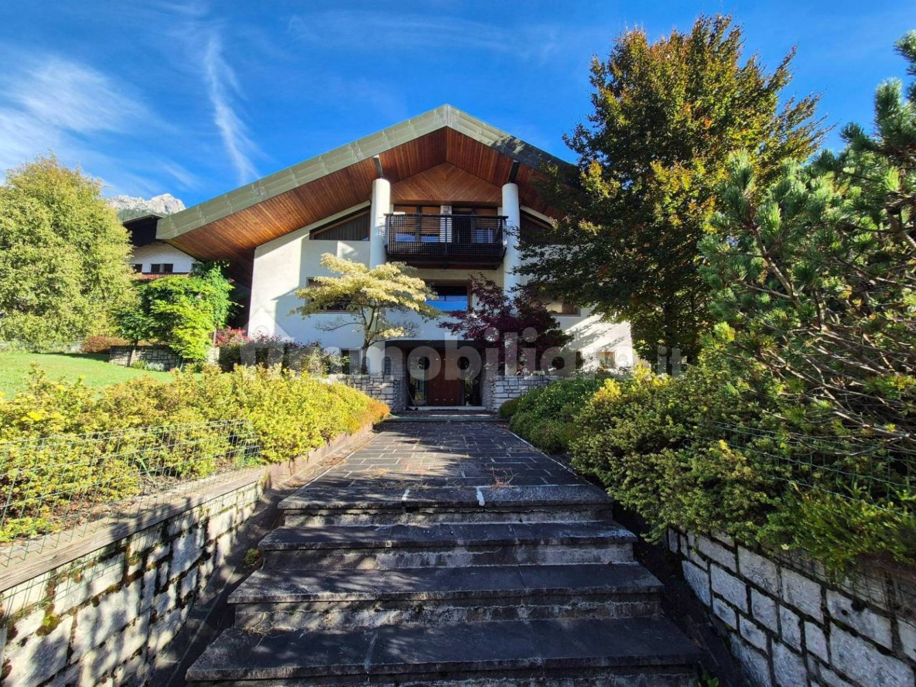 4 bedrooms Villa in Auronzo di Cadore, Italy No. 225177