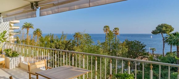 3 bedrooms Apartment in Cannes, France No. 285021 2