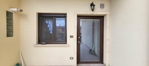 Apartamento de 3 habitaciónes en Rose, Italy No. 69971 12