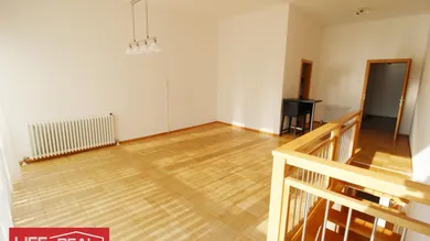 Casa de 6 habitaciónes en Linz, Austria No. 250162