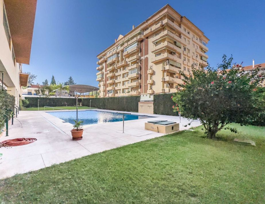 Квартира с 3 спальнями в Фуэнхирола, Испания № 178881