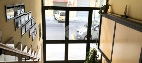 1 Schlafzimmer Wohnung in Palermo, Italy, Nr. 300038 8