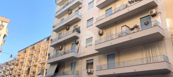 1 Schlafzimmer Wohnung in Palermo, Italy, Nr. 300038 2