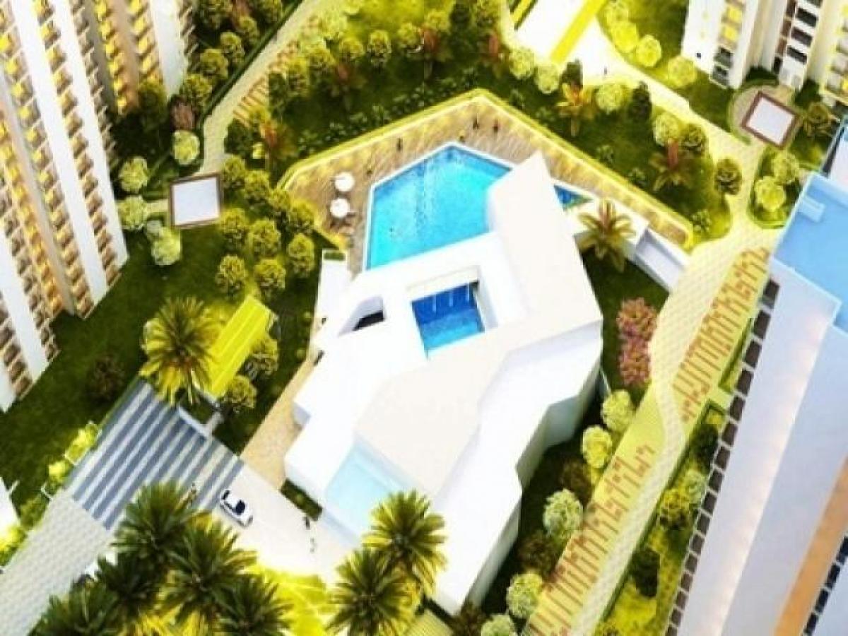 Casa de 2 dormitorios en Noida, India No. 67730