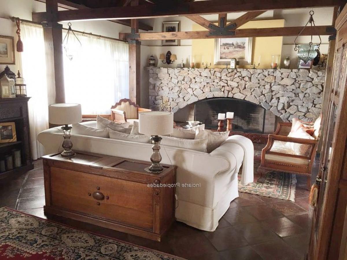 2 bedrooms House in Canelones, Uruguay No. 844