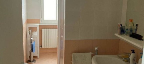 2 Schlafzimmer Wohnung in Fano, Italy, Nr. 258263 8