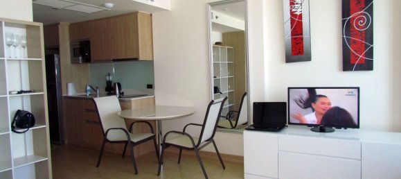 Studio in the Condo in Pattaya, Thailand No. 3912 3