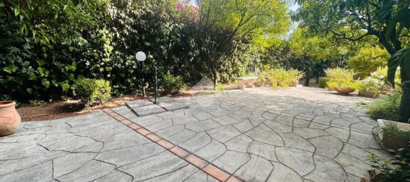 4-Zimmer Wohnung in Torre del Greco, Italy, Nr. 268597 3