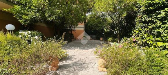 4-Zimmer Wohnung in Torre del Greco, Italy, Nr. 268597 6