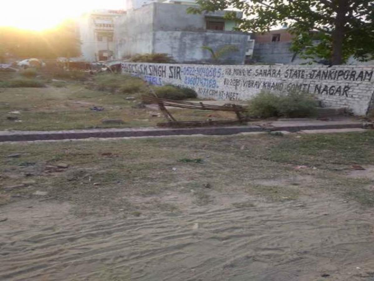 Grundstück in Lucknow, India, Nr. 37124