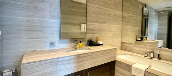 Apartamento em condomínio em Watthana, Thailand N.º 70399 8