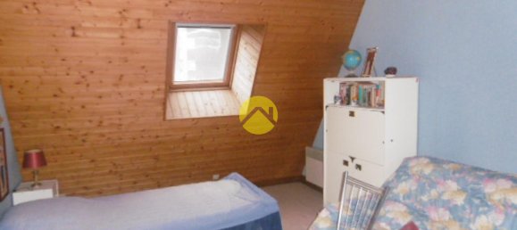 3 bedrooms House in Ruffec, France No. 76212 4