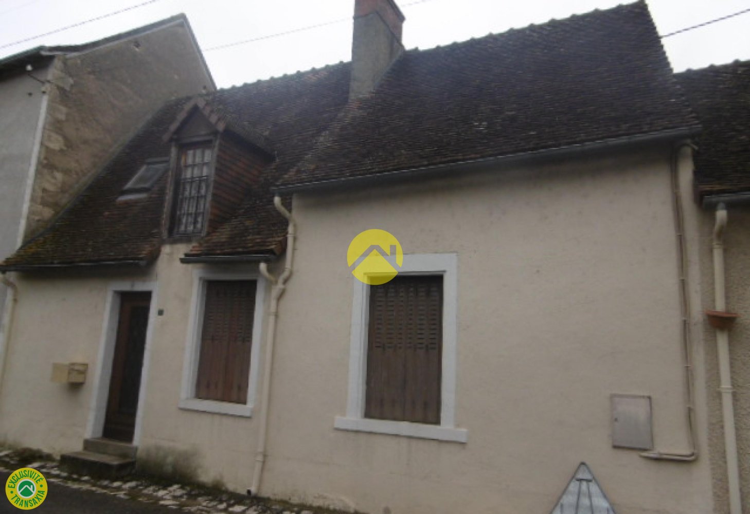 3 bedrooms House in Ruffec, France No. 76212