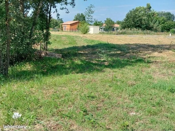492m² Land in Negrepelisse, France No. 303772