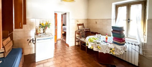 3 bedrooms Apartment in Bucine, Italy No. 110892 5