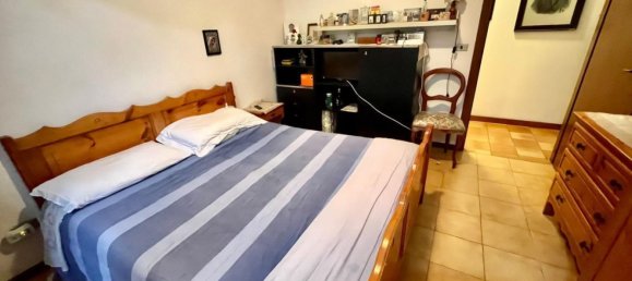 6 rooms Villa in Udine, Italy No. 70980 11