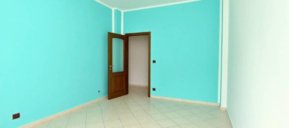 Квартира с 2 комнатами в Куорнье, Италия № 169597 19