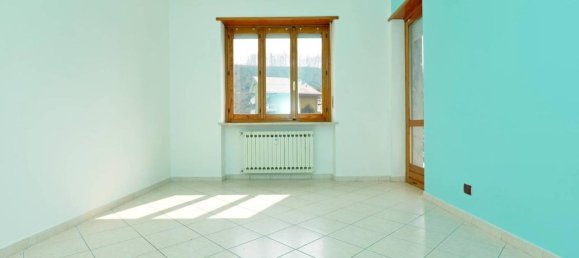 Квартира с 2 комнатами в Куорнье, Италия № 169597 18