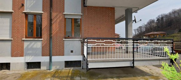 Квартира с 2 комнатами в Куорнье, Италия № 169597 42