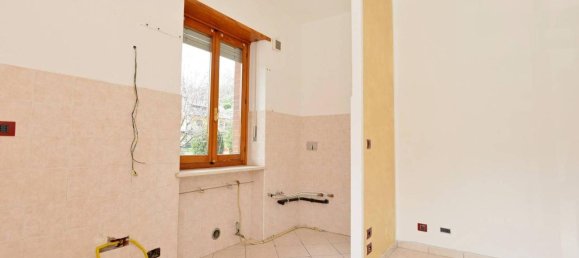 Квартира с 2 комнатами в Куорнье, Италия № 169597 10