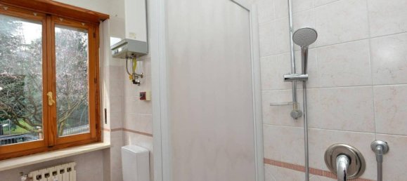 Квартира с 2 комнатами в Куорнье, Италия № 169597 27