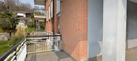 Квартира с 2 комнатами в Куорнье, Италия № 169597 17