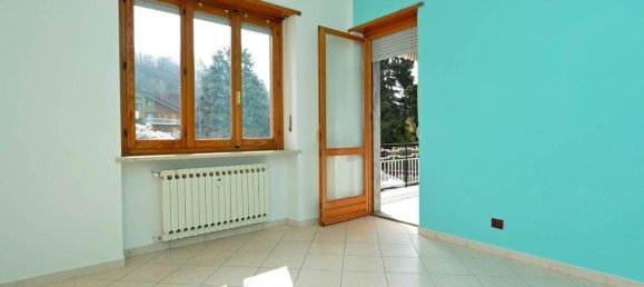 Квартира с 2 комнатами в Куорнье, Италия № 169597 23