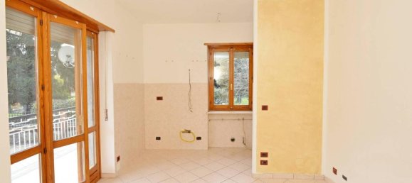 Квартира с 2 комнатами в Куорнье, Италия № 169597 9