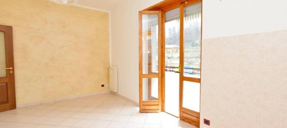 Квартира с 2 комнатами в Куорнье, Италия № 169597 3