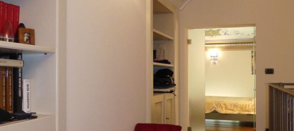 6 rooms Duplex in Turin, Italy No. 51538 34