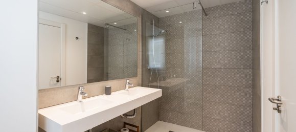 Ático de 3 dormitorios en Benahavís, Spain No. 145502 24