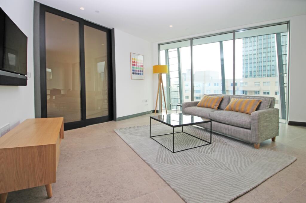 1 bedroom Apartment in London, United Kingdom No. 4390