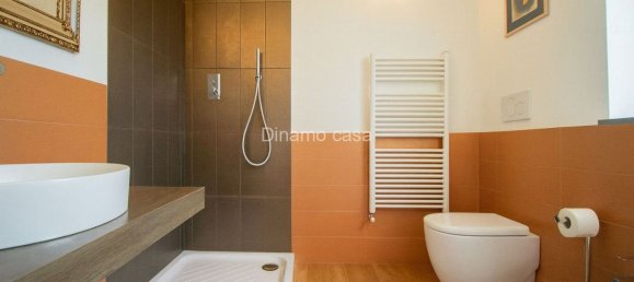 6 bedrooms Villa in Prato, Italy No. 347278 9