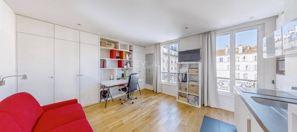 Коммерческая недвижимость с 1 комнатой в Париж, Франция № 118683 2