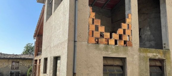 4غرفة منزل في Caprino Veronese, Italy رقم 123244 13