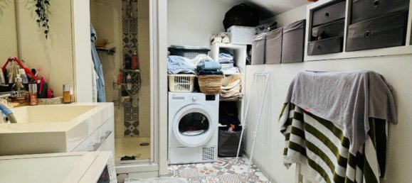 3 bedrooms House in Tours, France No. 248179 5