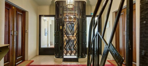 2 bedrooms Castles in Paris, France No. 179646 20