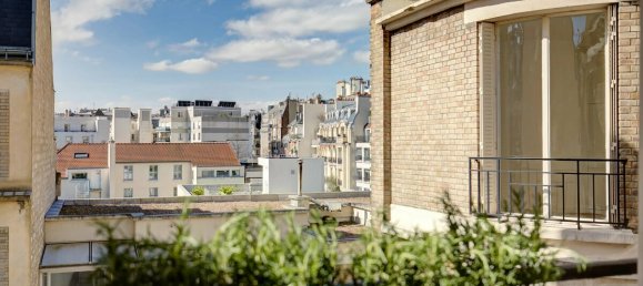 2 bedrooms Castles in Paris, France No. 179646 15