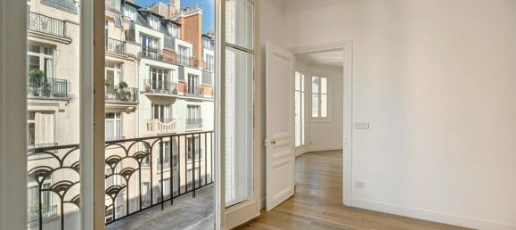 2 bedrooms Castles in Paris, France No. 179646 11