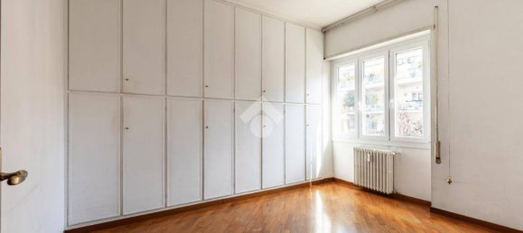 3 bedrooms Apartment in Rome, Italy No. 322478 28