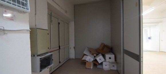 462m² Warehouse in Piacenza, Italy No. 210629 8