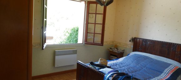 Casa de 5 dormitorios en La Chapelle-du-Noyer, France No. 101804 5