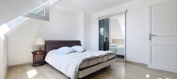 4 bedrooms House in Les Chapelles-Bourbon, France No. 348070 11