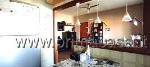 4 rooms Apartment in Castel d'Azzano, Italy No. 233841 6