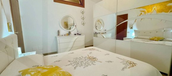 Apartamento de 4 habitaciónes en Matera, Italy No. 32793 11