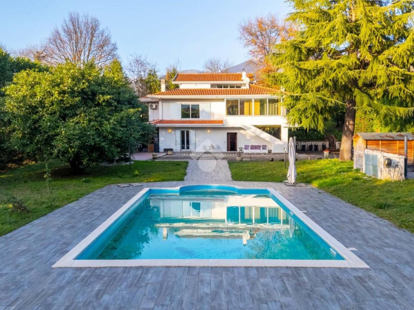 Villa de 7 habitaciónes en Sezze, Italy No. 60528