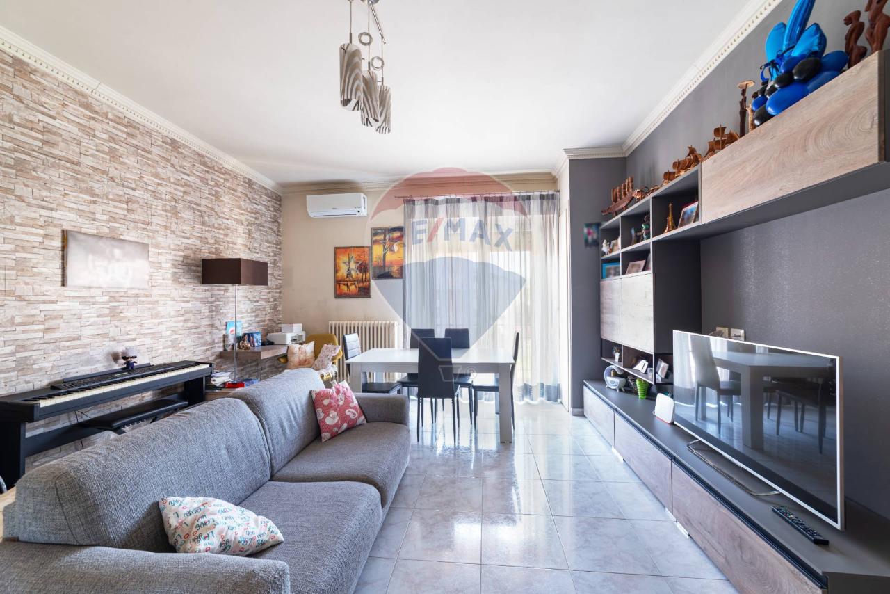 5 rooms Apartment in Maiolati Spontini, Italy No. 7302